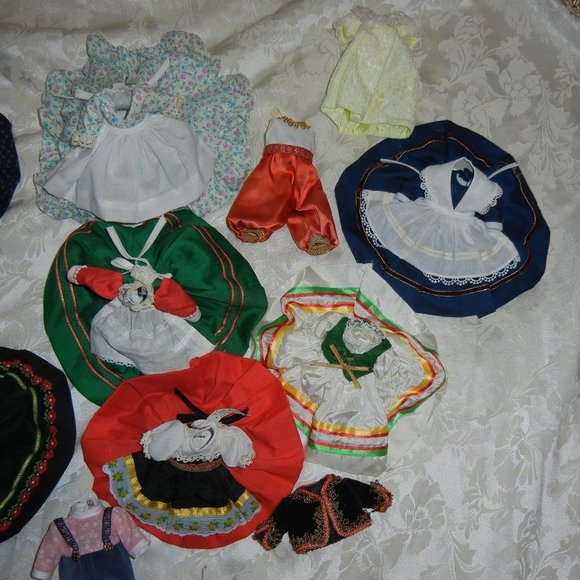 8" Wendy Madame Alexander doll Clothes dresses Hats replacement or… - Picture 3 of 4